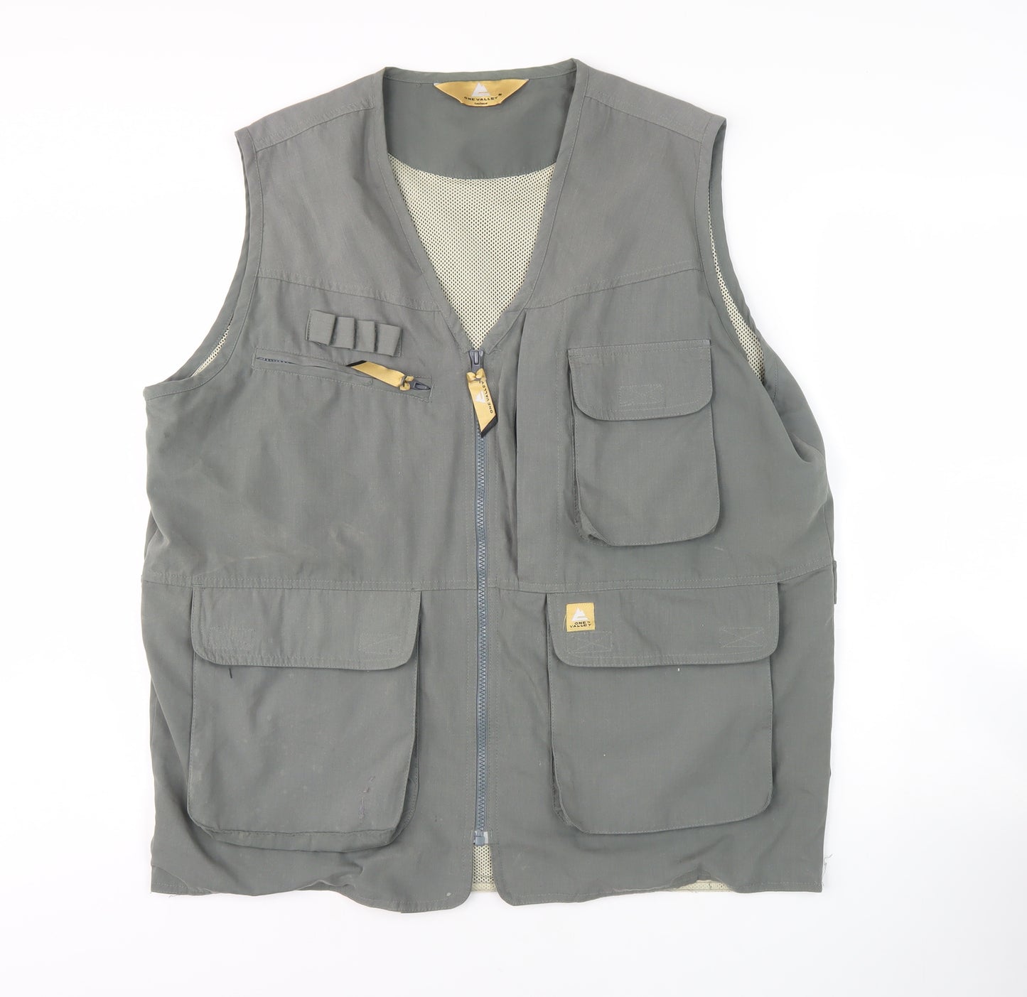 One Valley Trailwear Men's Grey L Waistcoat, Zipped Pockets
