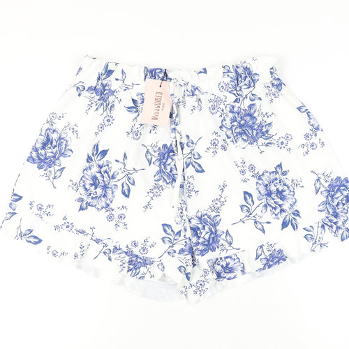 Missguided Women’s White Floral Shorts, Size 20, Plus Size