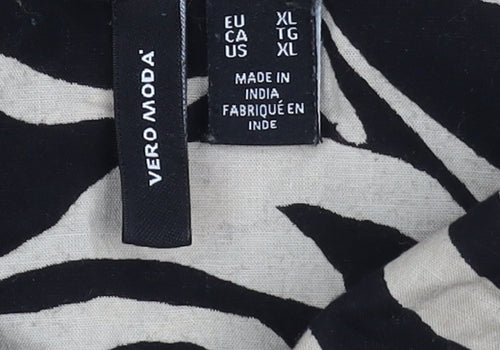Vero Moda Women's Black Animal Print Button-Up Shirt XL