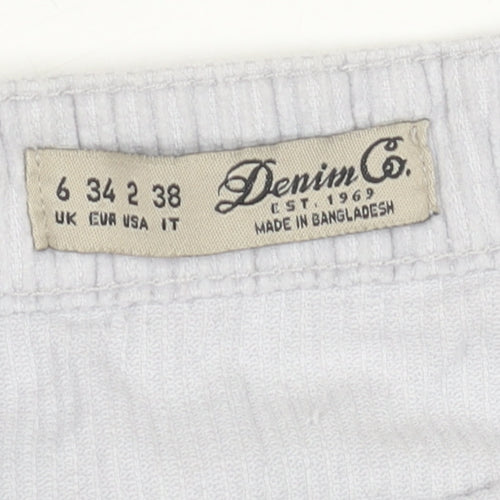 Denim Co. Women's Grey Skirt Size 6 with Button Accents