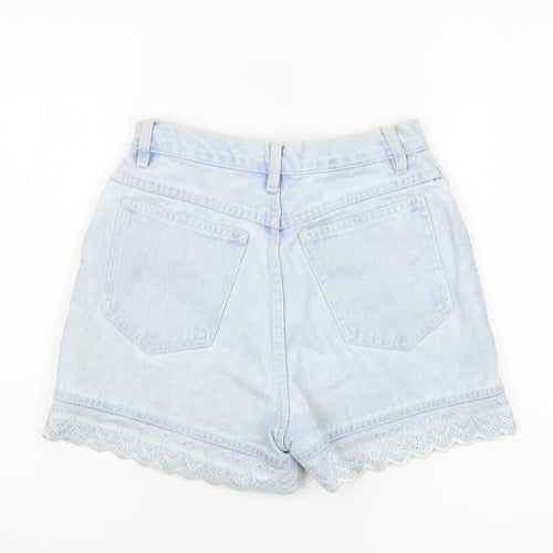 Rio by Fashion Women's Blue Denim Lace Accented Shorts Size 7