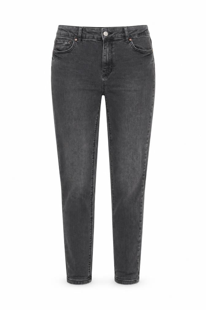 Front view of Primark Women’s Black Skinny Jeans, size UK 14