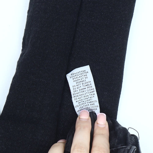 Boohoo Women's Black Skinny Jeans Size 6