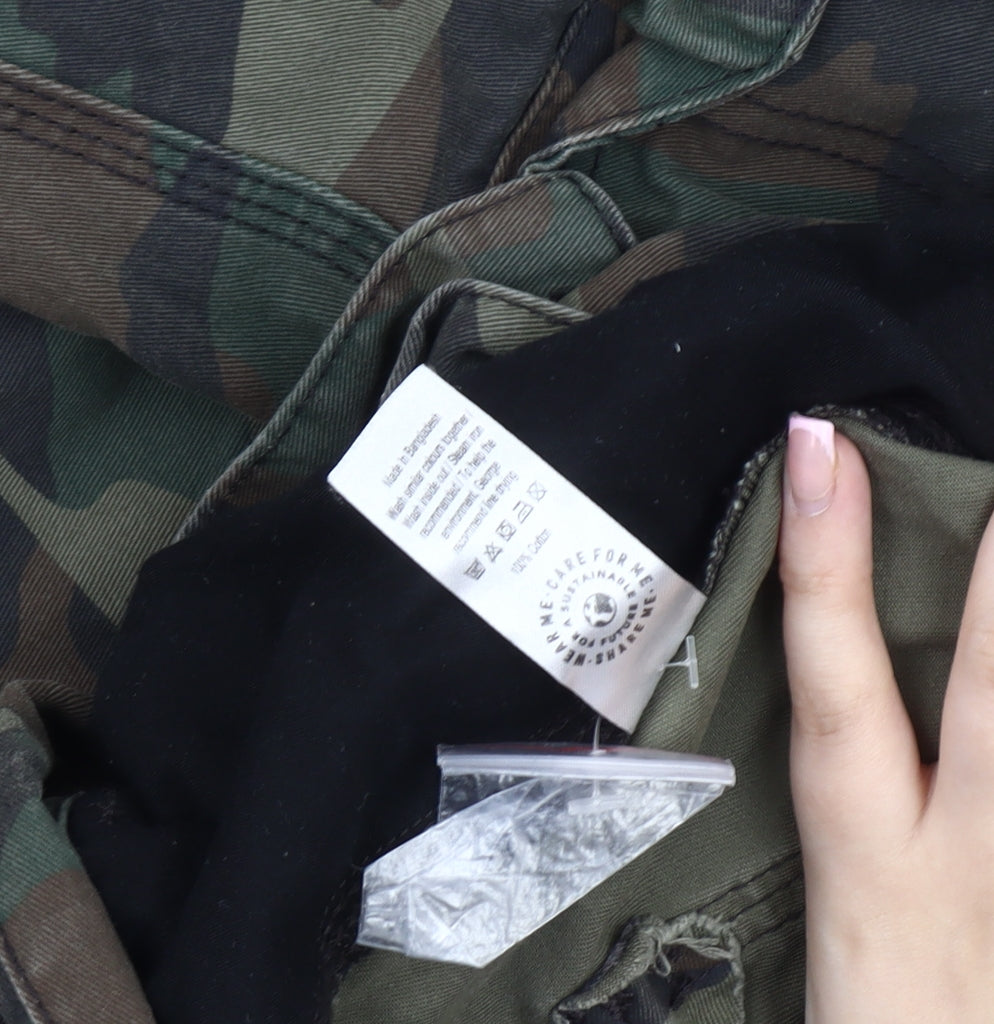 George Men’s Camouflage Cargo Trousers, Size 38W 32R