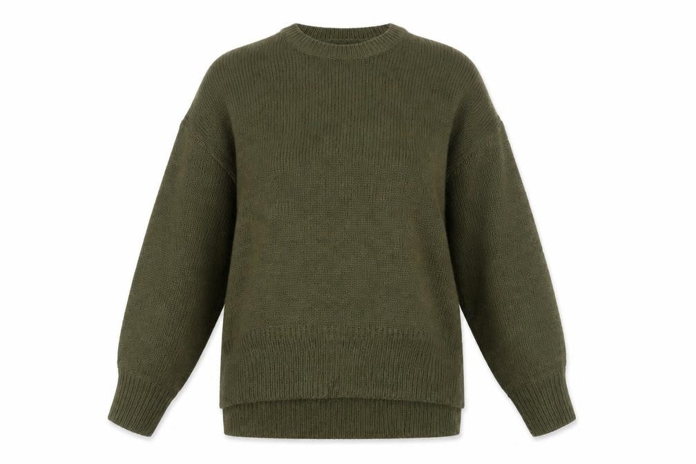 Front view of New Look Women's Green jumper M