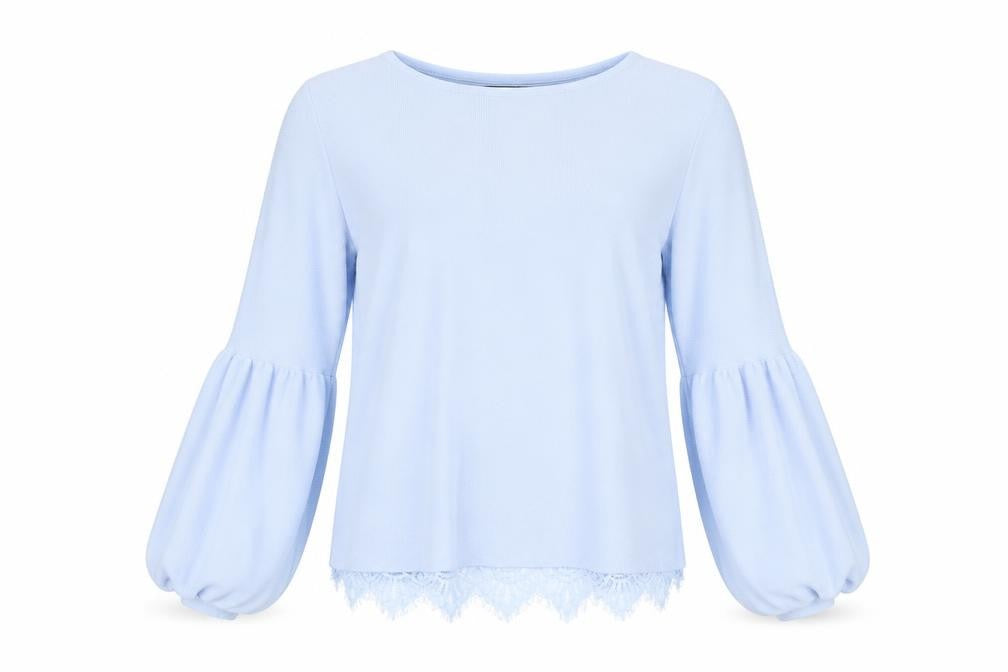 Front view of Finery Women's Blue jumper L