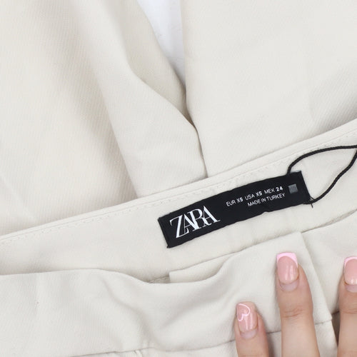 Zara Women's Beige Straight Trousers Size 4