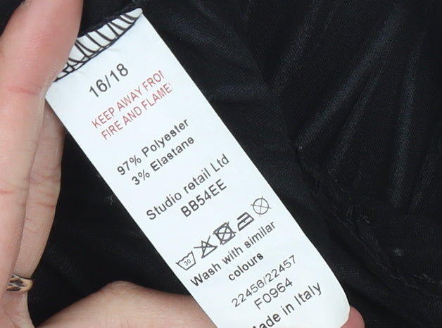 Studio Retail Womens Black V-Neck Top Size 18