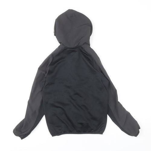 Umbro Boys Black Windbreaker Jacket Hooded Full Zip Size 9Y