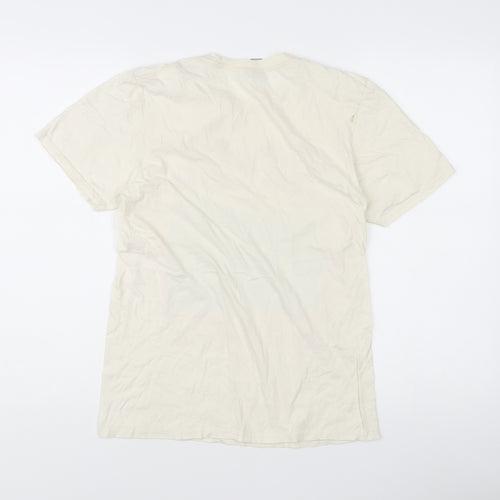 Gildan Men’s Ivory AC/DC Band Graphic T-Shirt Size L