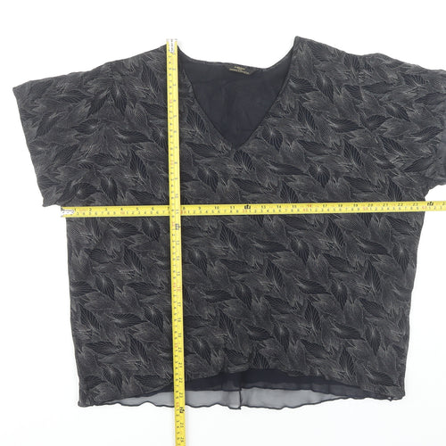 Marks and Spencer Women’s Black Viscose V-Neck Blouse Size 20 Vintage