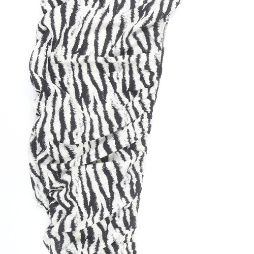 PrettyLittleThing Women’s Black Animal Print Mini Skirt Size 6