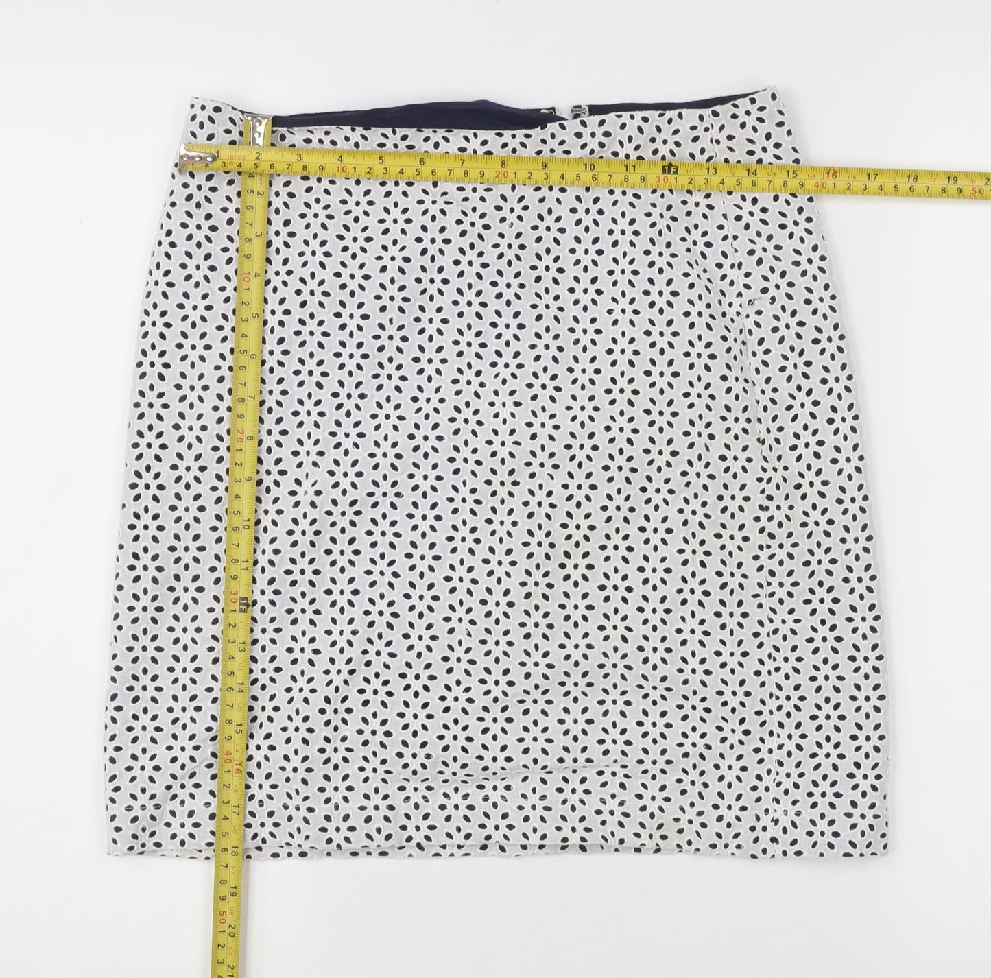 Lucy & Laurel Womens White Geometric Pencil Skirt S Knee Length
