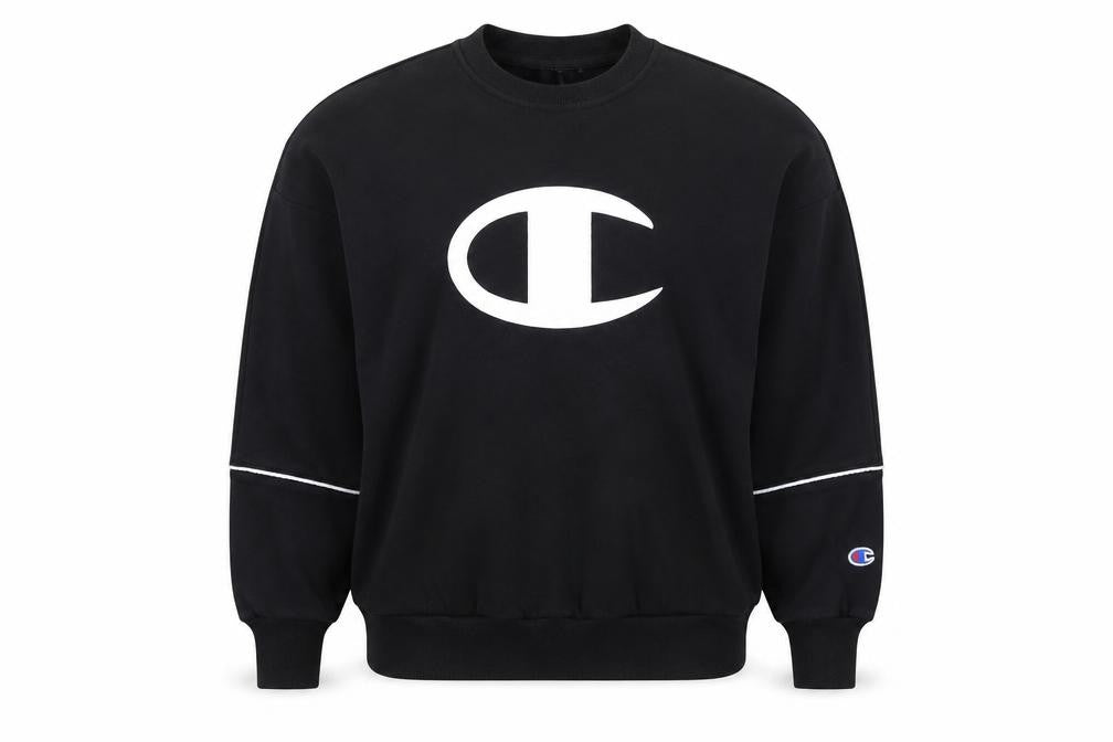 Front view of Champion Women's Black Small Pullover Sweatshirt Long Sleeve Logo