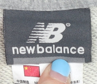 New Balance Men's Grey Small Pullover Sweatshirt Logo Sportswear