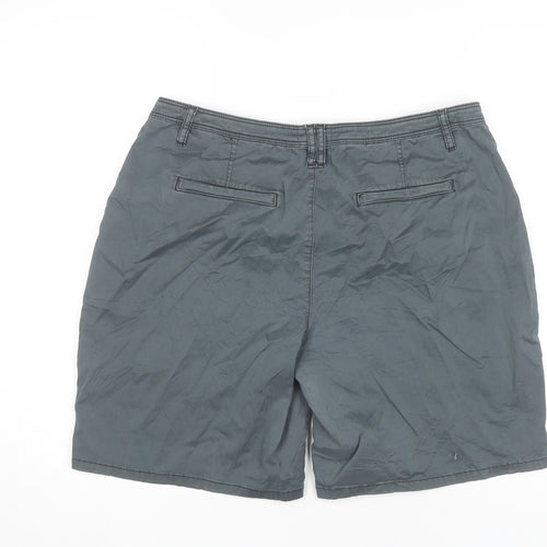 Hush Women’s Grey Cargo Shorts Size 16 Mid Rise Cotton Stretch
