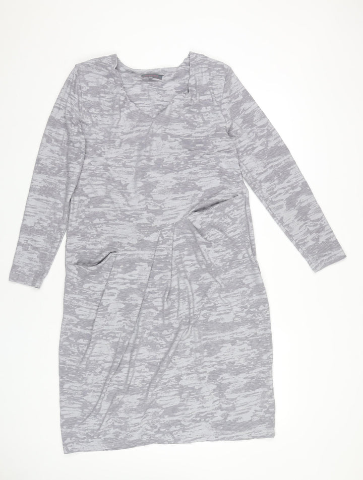 Sahara Women’s Grey Knit Knee Length Shift Dress Size S V-Neck Pockets