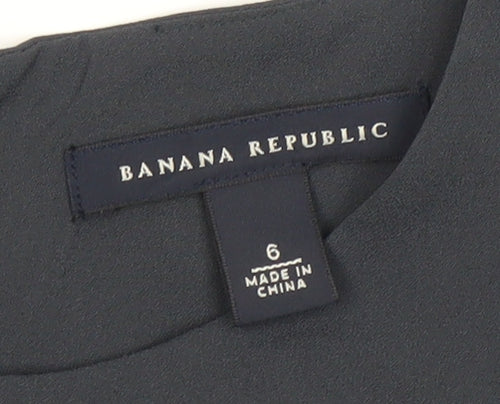 Banana Republic Women Black Size 10 Shift Pleated Knee Dress