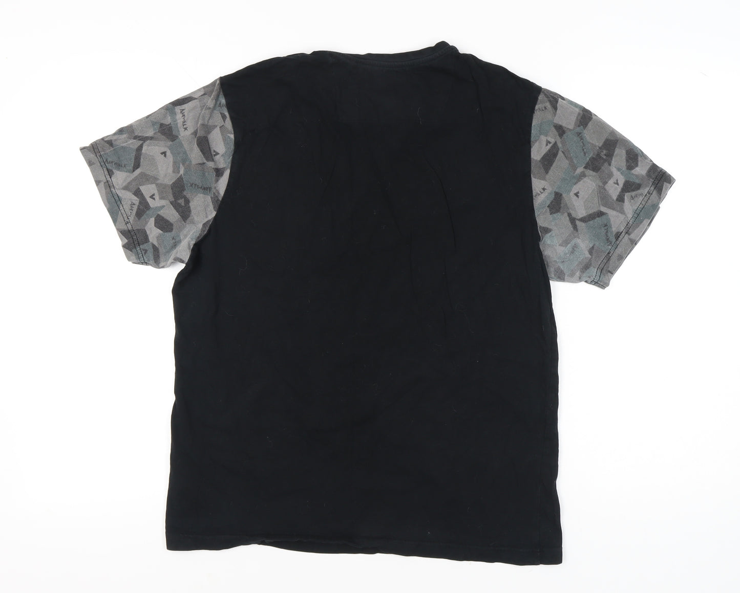 Airwalk Men's Black Camouflage Sleeve Pocket T-Shirt Size L