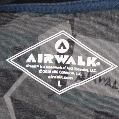 Airwalk Men's Black Camouflage Sleeve Pocket T-Shirt Size L