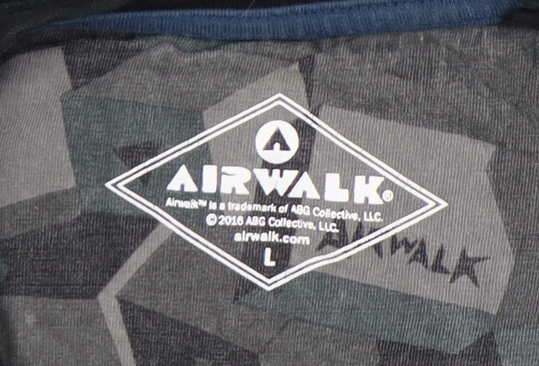 Airwalk Men's Black Camouflage Sleeve Pocket T-Shirt Size L