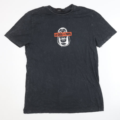 Netflix La Casa De Papel Men’s Black Small Graphic Print T-Shirt