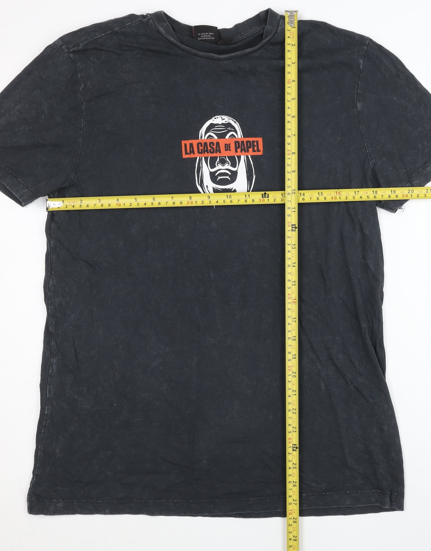 Netflix La Casa De Papel Men’s Black Small Graphic Print T-Shirt
