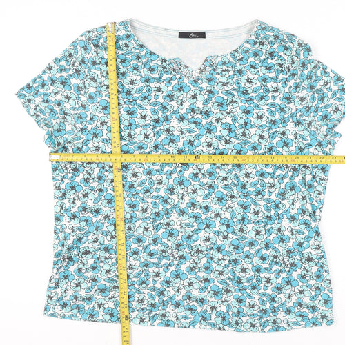 Bm Casual Women's Blue Floral T-Shirt L Short Sleeve Scoop Neck
