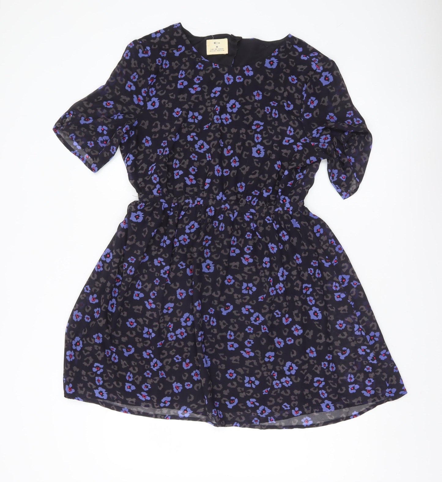 Pins and Needles Women’s Black Skater Dress M Short Sleeve Animal Print