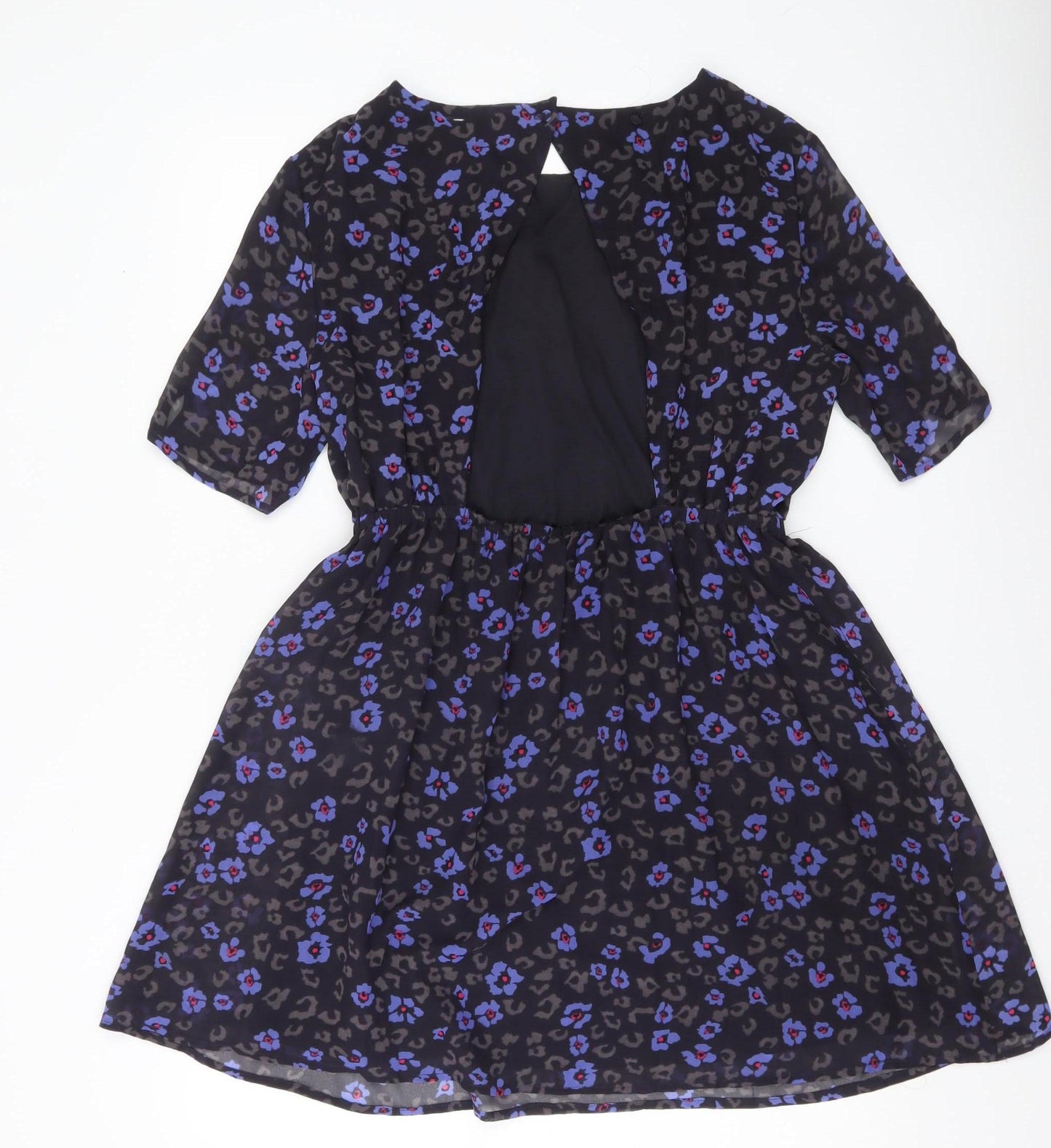 Pins and Needles Women’s Black Skater Dress M Short Sleeve Animal Print