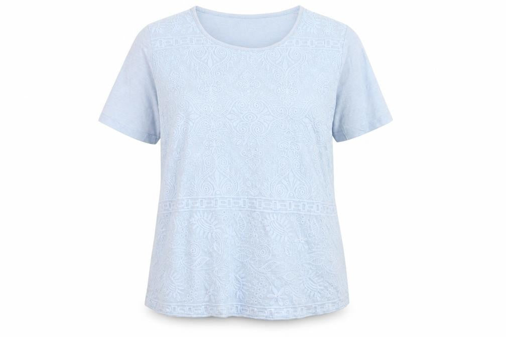 Isle Essentials Women Blue Cotton Embroidered T-Shirt Size 14