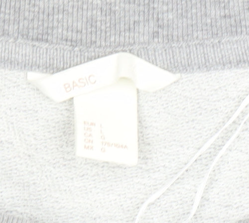 Basic Women’s Grey Sweatshirt Size 12 Pullover Crew Neck Graphic Print