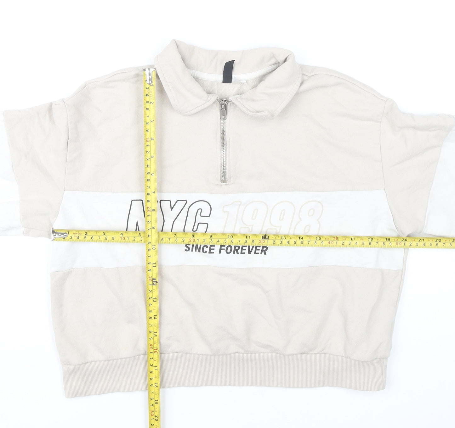 H&M Divided Women’s Beige 1/4 Zip Sweatshirt Size S NYC Graphic