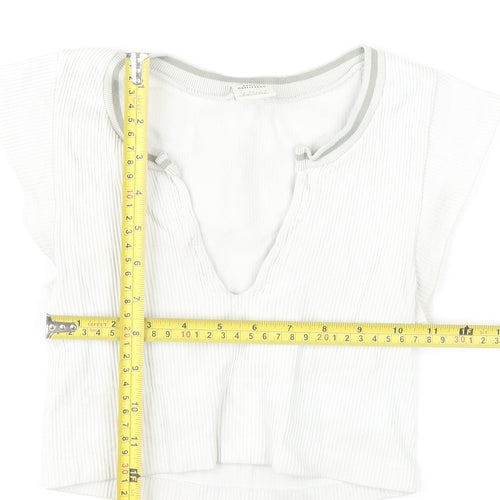 Urban Outfitters Women White XS Cropped Slim Fit T-Shirt