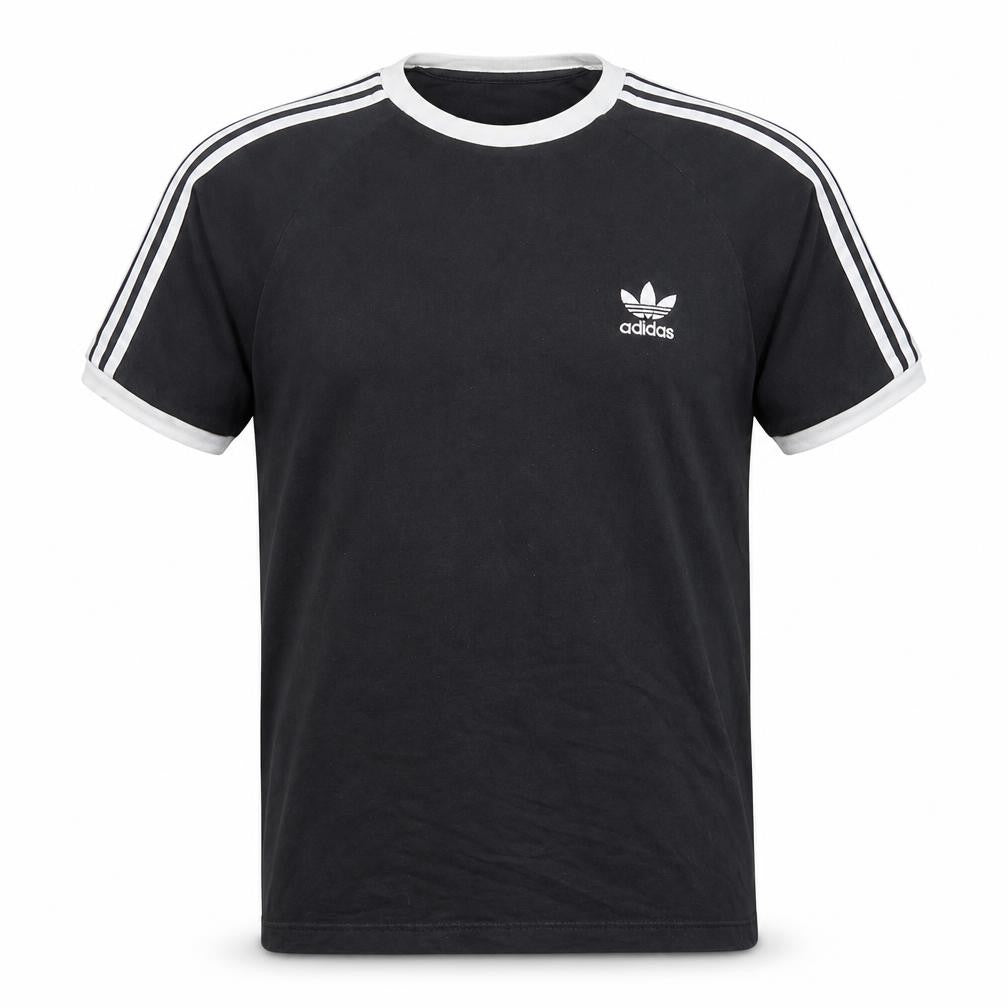 Front view of Adidas men’s black medium regular fit sports t-shirt