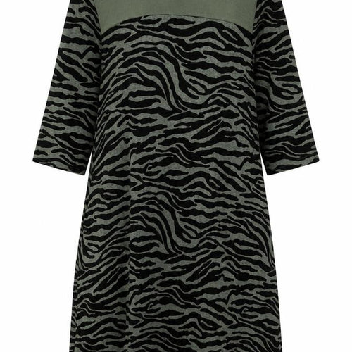 Izabel London Women’s Green Animal Print Shift Dress Size 10 Hi-Low