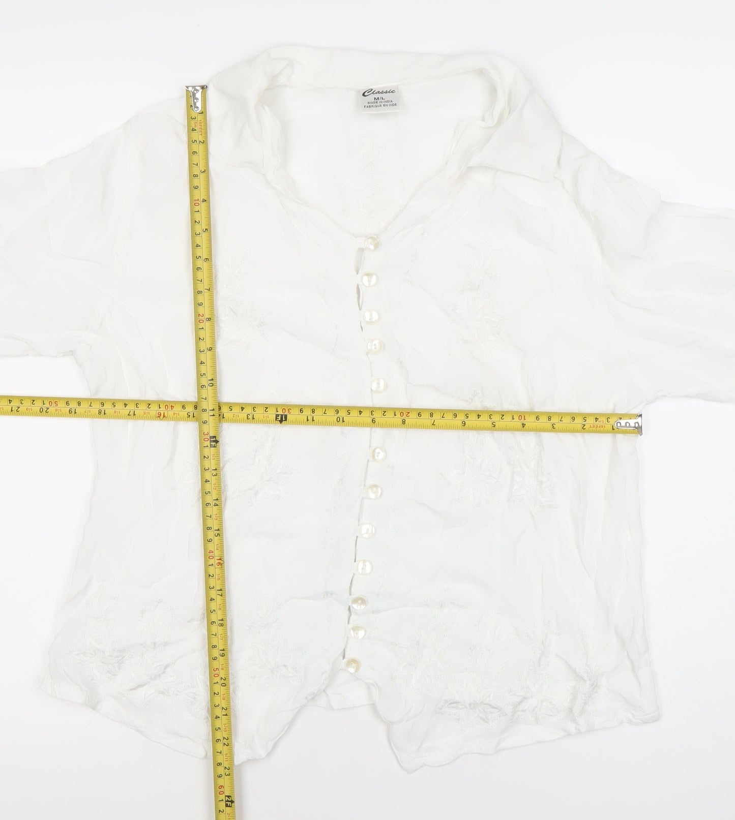 Classic Womens White Viscose Embroidered Button-Up Blouse M Short Sleeve