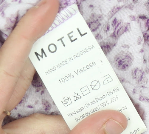 Motel Women’s Purple Floral Mini Dress Size M Short Sleeve Scoop Neck
