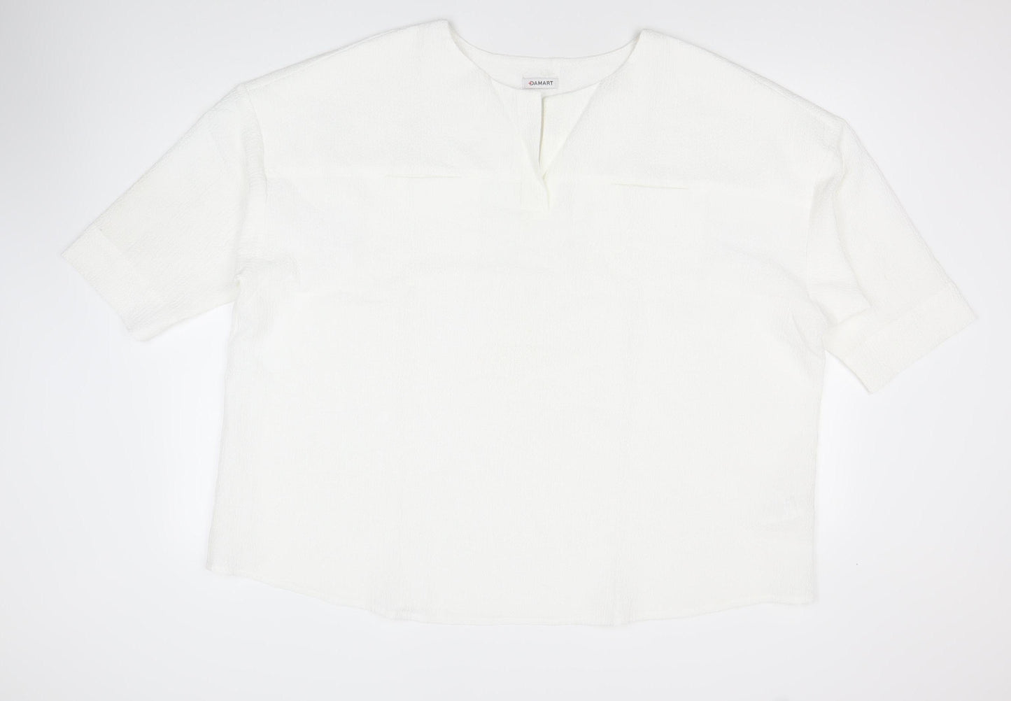 Damart Women's White Size 28 Basic Short Sleeve T-Shirt