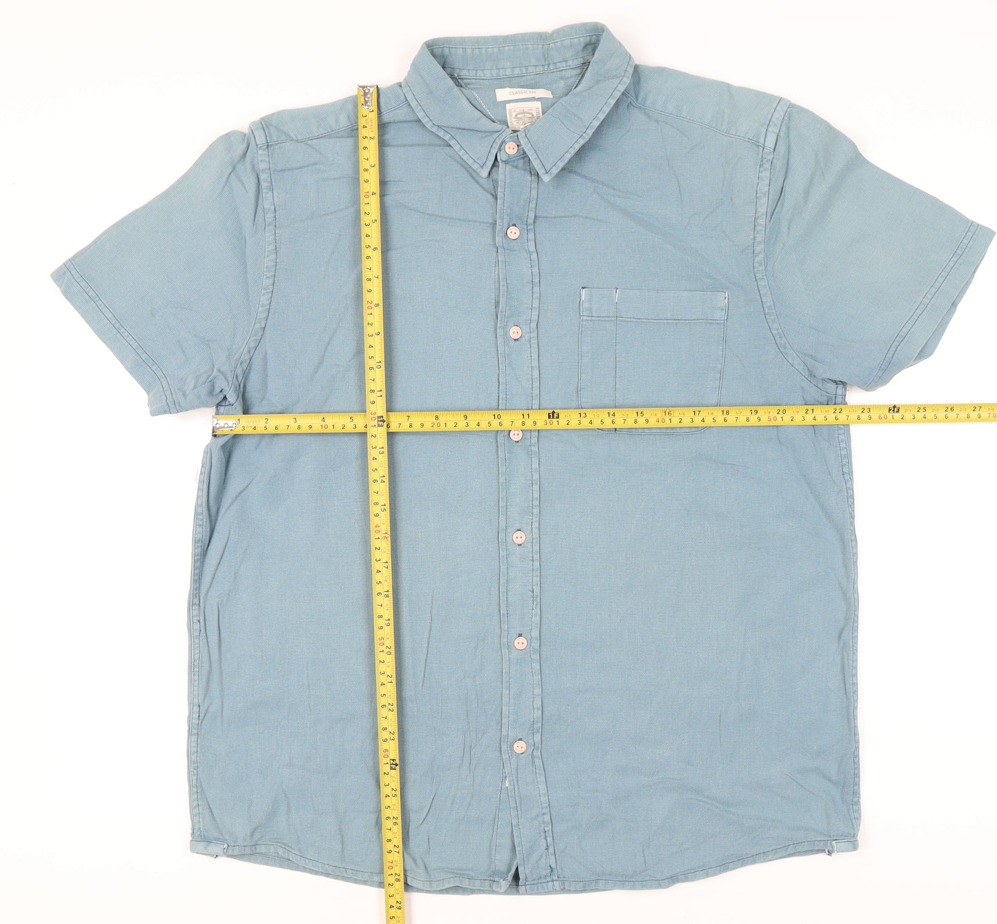 Laundered Classics Men's Blue L Classic Fit Short Sleeve Button-Up Shirt