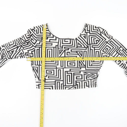 Forever 21 Women’s Black White Geometric Crop Top L Long Sleeve