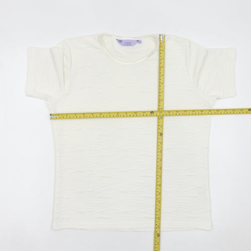 Honor Millburn Women Ivory Short Sleeve Basic T-Shirt Size S 10-12