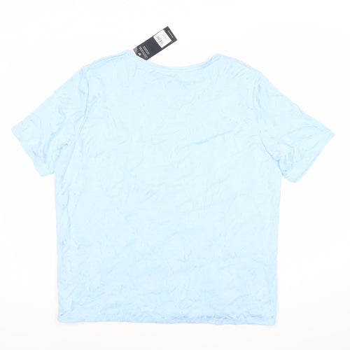 Isle Essentials Women’s Blue Floral T-Shirt L Short Sleeve Round Neck