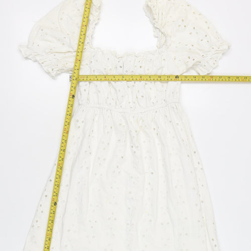 ASOS Women White Size 8 A-Line Puff Sleeve Knee Length Cotton Dress