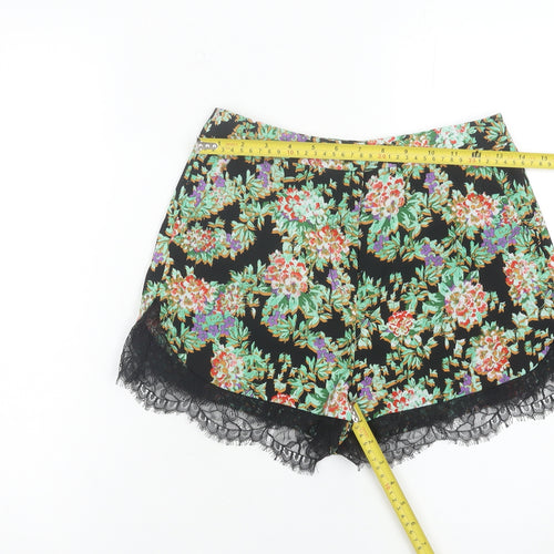 Topshop Women’s Black Floral Lace Trim Hot Pants Shorts Size 8