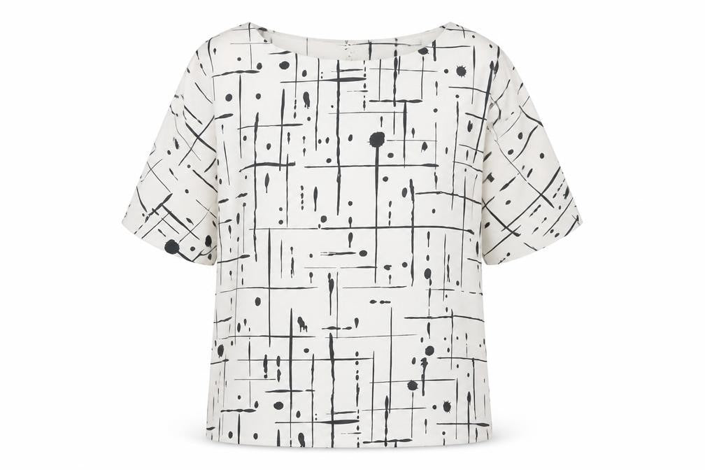 Front view of GANT women’s white geometric tunic blouse top, size UK 10, short sleeve