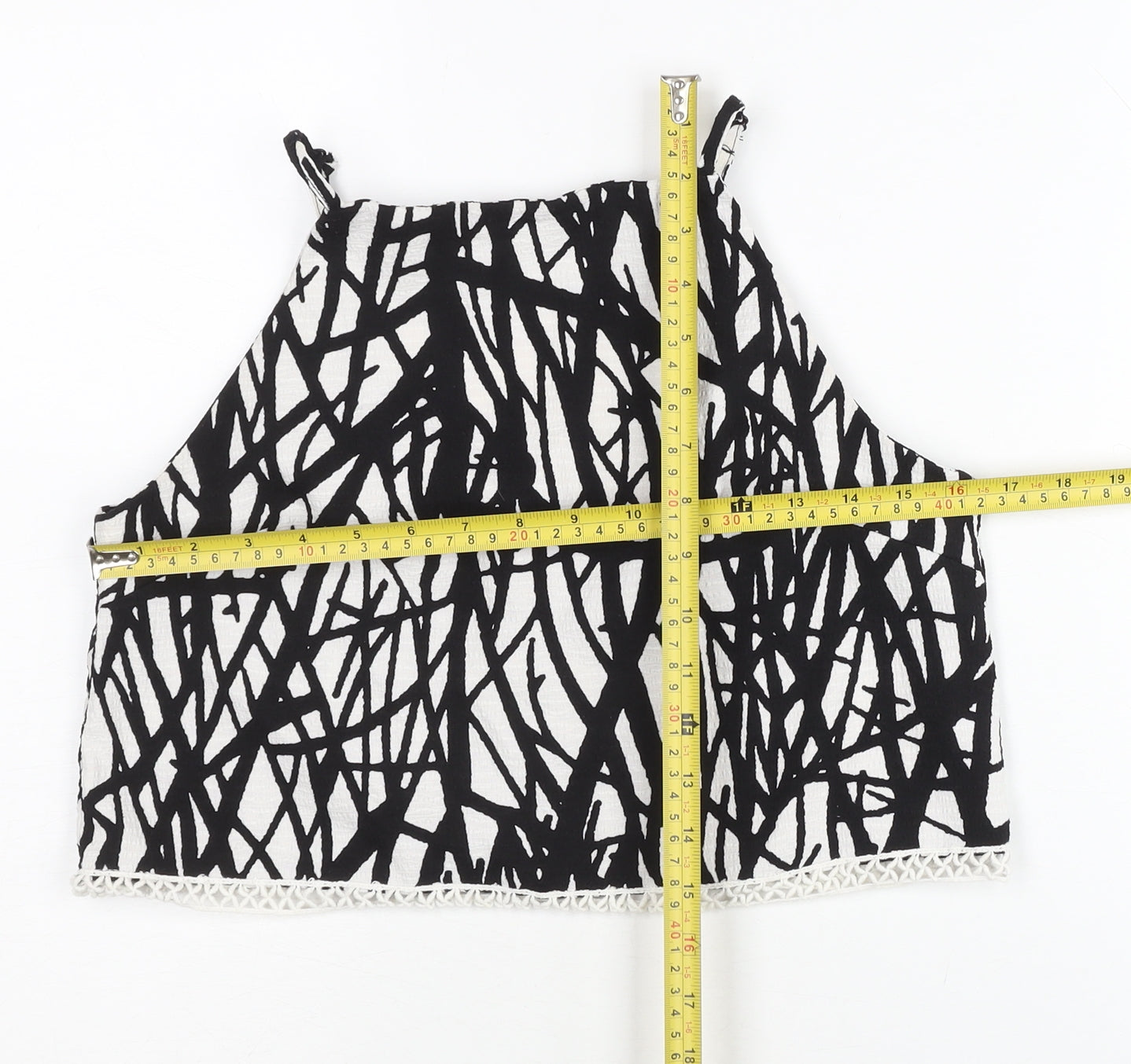 Missguided Women’s Black White Geometric Zip Crop Tank Top Size 10
