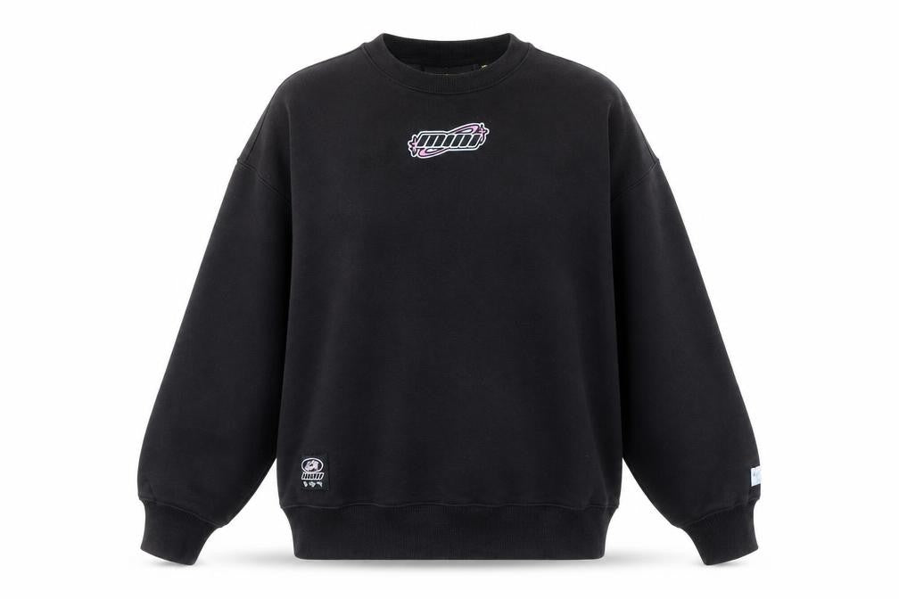 Front view of Minicream Women’s Black XS Pullover Sweatshirt Anime Graphic