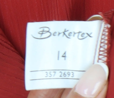 Berkertex Women Red Size 14 Button-Up Collared Short Sleeve Shirt