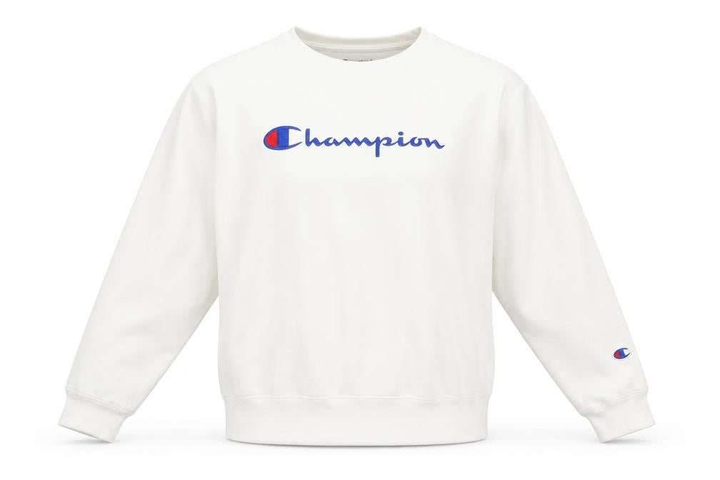 Front view of Champion women’s white logo pullover sweatshirt l regular fit